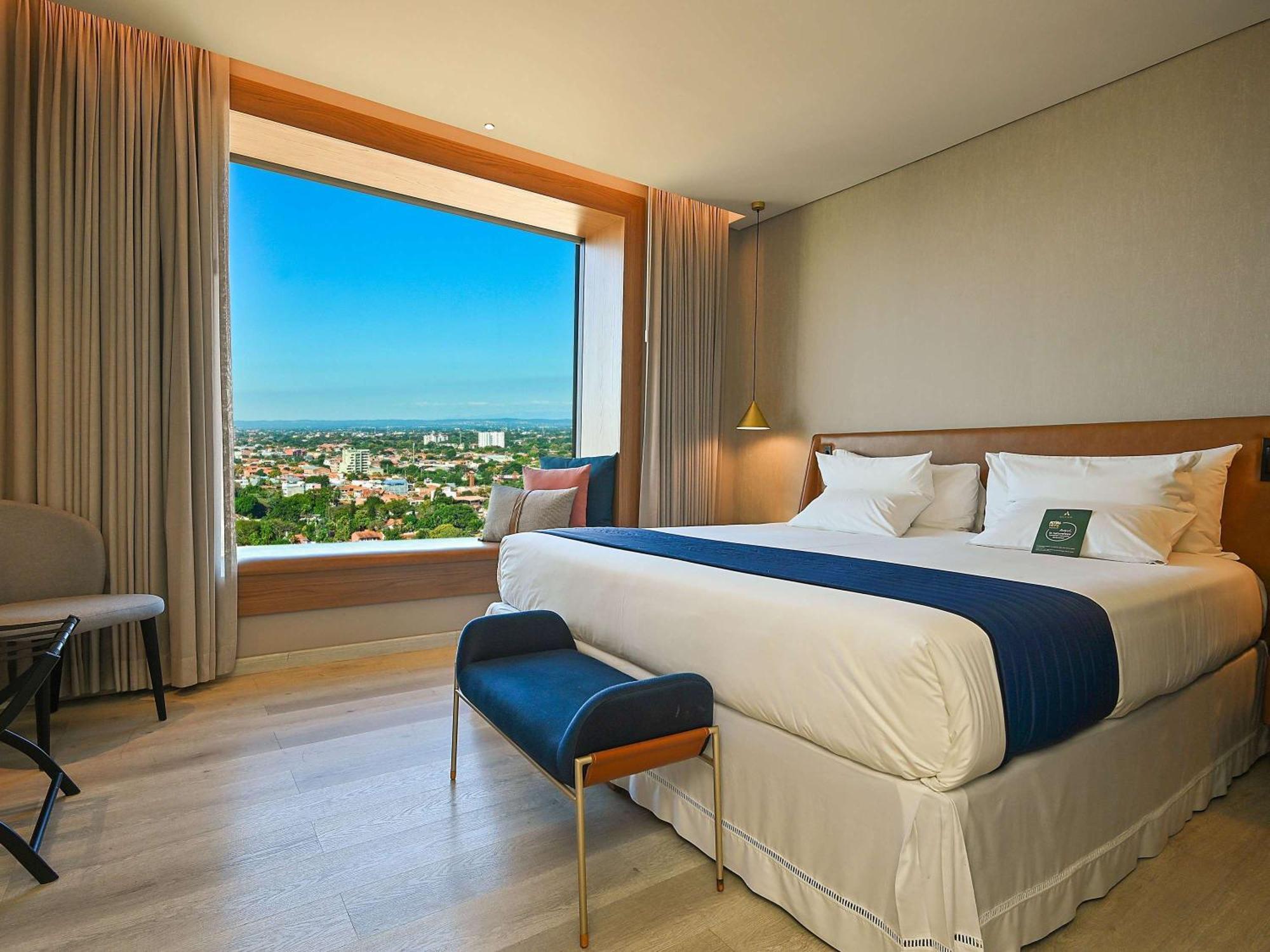 Novotel Santa Cruz De La Sierra Buitenkant foto